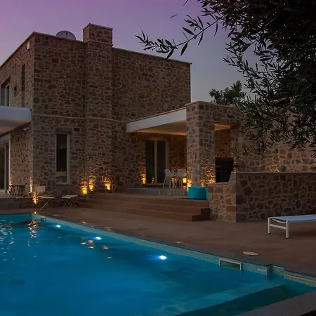 White Pearl Golf Villa